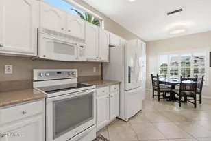 16502 W Arroyo Ct, Surprise, AZ 85374 - Photo 4