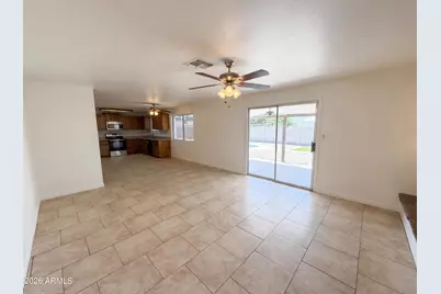 8107 W Meadowbrook Avenue, Phoenix, AZ 85033 - Photo 12