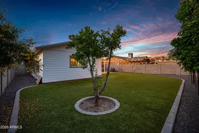 8749 E Sage Drive, Scottsdale, AZ 85250 - Photo 6