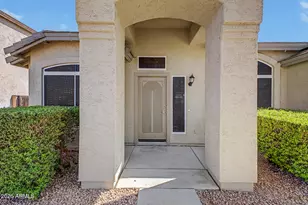 4413 E Villa Rita Dr, Phoenix, AZ 85032 - Photo 4