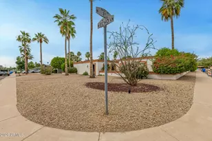102 W Echo Ln, Phoenix, AZ 85021 - Photo 4