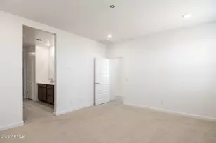 2329 N 29th St, Phoenix, AZ 85008 - Photo 12