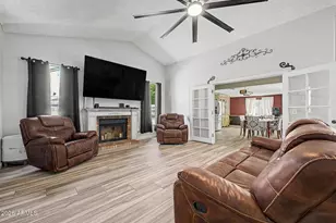 12503 N 86th Dr, Peoria, AZ 85381 - Photo 8