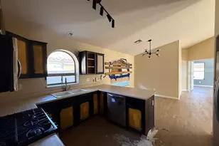 16214 W Latham St, Goodyear, AZ 85338 - Photo 8