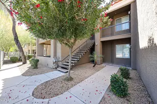 2929 W Yorkshire Dr, Phoenix, AZ 85027 - Photo 4