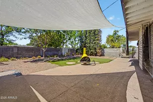 2126 S La Rosa Dr, Tempe, AZ 85282 - Photo 30