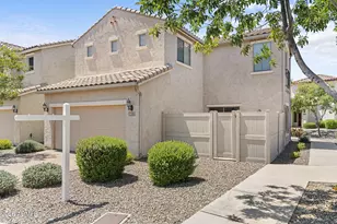 26712 N Babbling Brook Dr, Phoenix, AZ 85083 - Photo 32