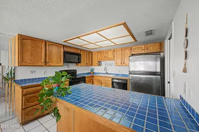 8301 N 21st Drive #F203, Phoenix, AZ 85021 - Photo 12