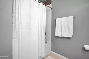 1 E Lexington Ave, Phoenix, AZ 85012 - Photo 22