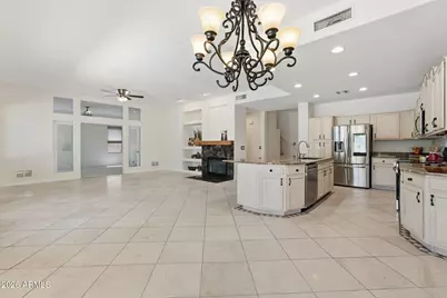 16823 S 15th Avenue, Phoenix, AZ 85045 - Photo 6
