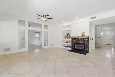 16823 S 15th Avenue, Phoenix, AZ 85045 - Photo 8