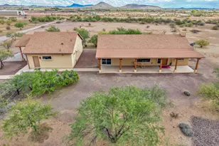 45812 W J-1 Ranch Rd, Wickenburg, AZ 85390 - Photo 30