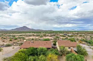 45812 W J-1 Ranch Rd, Wickenburg, AZ 85390 - Photo 44