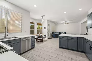 7821 W Robin Ln, Peoria, AZ 85383 - Photo 12