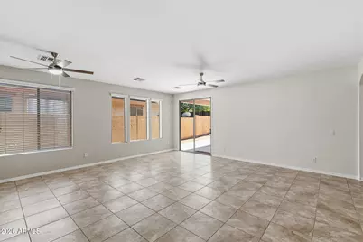 2319 W Beverly Road, Phoenix, AZ 85041 - Photo 10