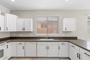 2319 W Beverly Rd, Phoenix, AZ 85041 - Photo 8