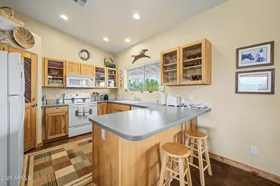 45812 W J-1 Ranch Road, Wickenburg, AZ 85390 - Photo 10