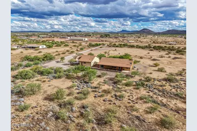 45812 W J-1 Ranch Road, Wickenburg, AZ 85390 - Photo 34