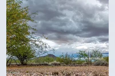 45812 W J-1 Ranch Road, Wickenburg, AZ 85390 - Photo 46