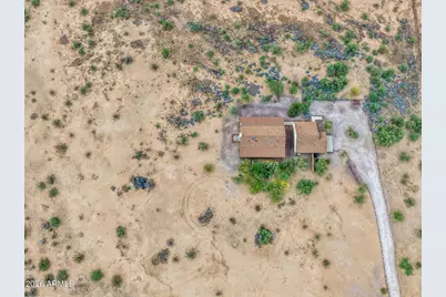 45812 W J-1 Ranch Road, Wickenburg, AZ 85390 - Photo 38