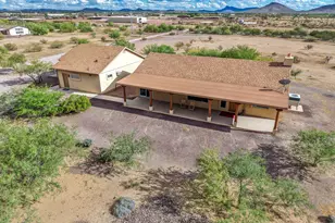 45812 W J-1 Ranch Rd, Wickenburg, AZ 85390 - Photo 32
