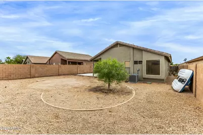 43886 W Baker Drive, Maricopa, AZ 85138 - Photo 26