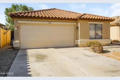 11017 W Wilshire Drive, Avondale, AZ 85392 - Photo 1