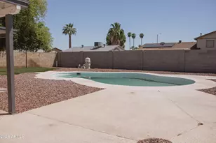 3739 W Columbine Dr, Phoenix, AZ 85029 - Photo 10