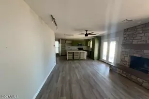 3656 W Windrose Dr, Phoenix, AZ 85029 - Photo 8