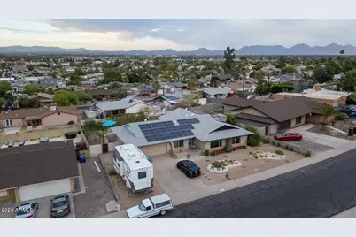 2460 E Claire Drive, Phoenix, AZ 85032 - Photo 2