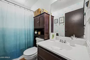 2535 E Oraibi Dr, Phoenix, AZ 85050 - Photo 14