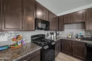 12766 W Northview Ave, Glendale, AZ 85307 - Photo 8