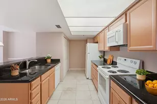 100 E Fillmore St, Phoenix, AZ 85004 - Photo 4