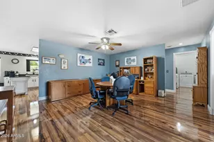 4045 S Taylor Dr, Tempe, AZ 85282 - Photo 16