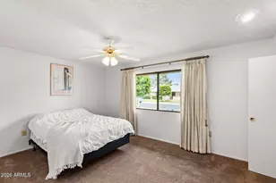 10801 W Caron Dr, Sun City, AZ 85351 - Photo 18