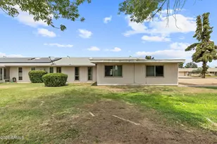 10801 W Caron Dr, Sun City, AZ 85351 - Photo 24