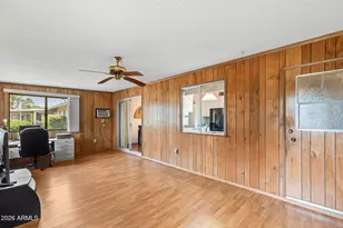 10801 W Caron Dr, Sun City, AZ 85351 - Photo 16