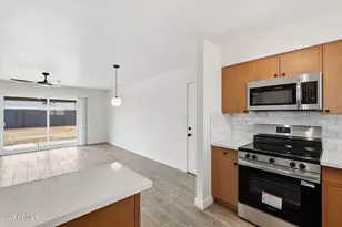 3640 N 86th Ln, Phoenix, AZ 85037 - Photo 12