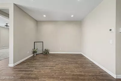 2011 W Yellowbird Lane, Phoenix, AZ 85085 - Photo 8