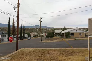 401 E Cedar St, Globe, AZ 85501 - Photo 28