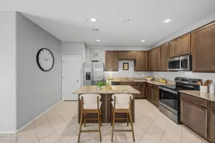 21232 W Palm Ln, Buckeye, AZ 85396 - Photo 8