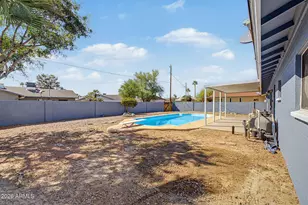 8128 N 41st Dr, Phoenix, AZ 85051 - Photo 22