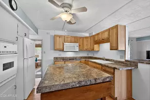 523 S Park View Cir, Mesa, AZ 85208 - Photo 20