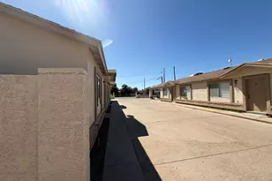 11705 N 79th Dr, Peoria, AZ 85345 - Photo 8
