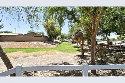 512 E Rainbow Drive, Chandler, AZ 85249 - Photo 38