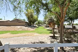 512 E Rainbow Dr, Chandler, AZ 85249 - Photo 38