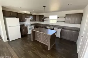 9769 S Thornton Rd, Casa Grande, AZ 85193 - Photo 2