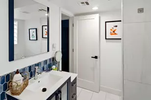 5229 N 18th Pl, Phoenix, AZ 85016 - Photo 24