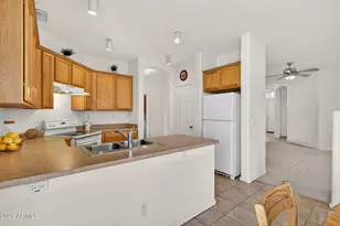 44 S Greenfield Rd, Mesa, AZ 85206 - Photo 4