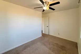 1750 W Pearce Rd, Phoenix, AZ 85041 - Photo 30
